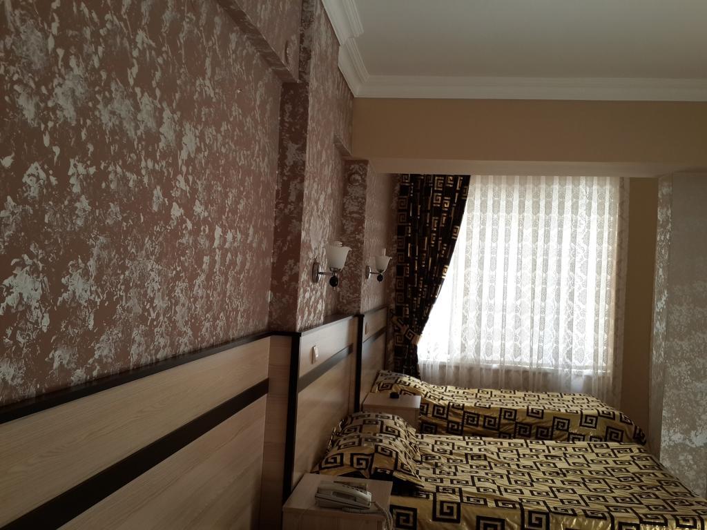Tumay Hotel Antalya Rum bild
